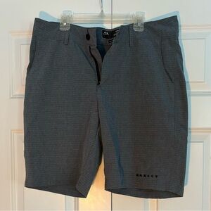 Oakley Men's Charcoal Golf Shorts